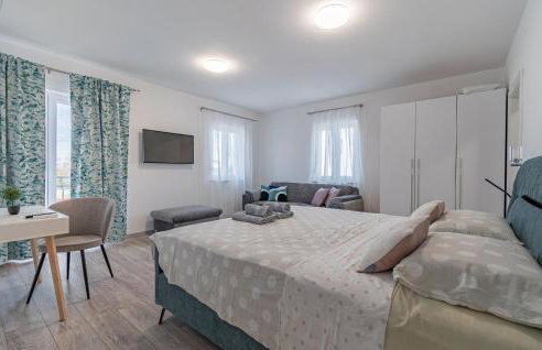 5 Bedroom Nice Home In Vidulini - Photo 7