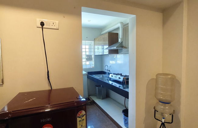 Smart Home Service Apart by Stayz Royale - Photo 12