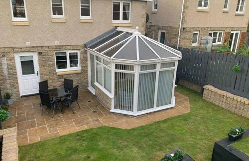 Three bedroom house in Culloden, Inverness - Photo 24