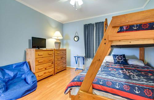 Coastal Murrells Inlet Condo with Balcony! - Foto 12