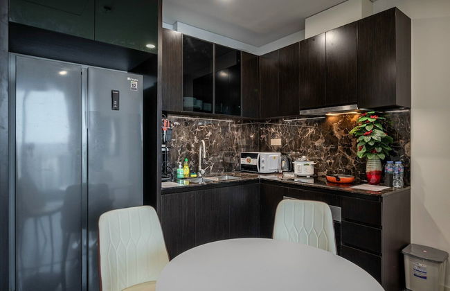 Lumiere Riverside Luxury Apartment - Photo 31