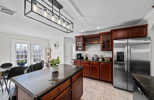 Spacious 6 BR Villa - Serene Scenic Mountain Escape - Foto 9