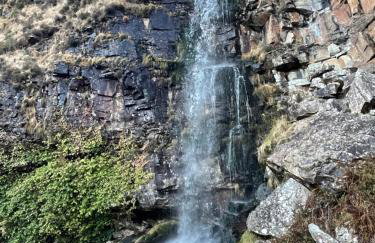 Large Historic Farmhouse in Rhondda Valley Perfect for Groups with Hot Tub - Foto 47