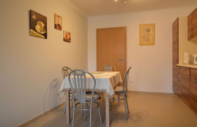 Modern Apartment in Eifel Near Forest - Foto 16