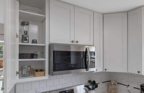 2 bed, 2 bath, historic beauty, walk downtown - Foto 27