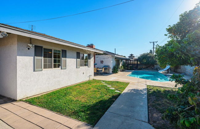 Luxury Estate With Sparkling Pool Elegant Amenities - Foto 5