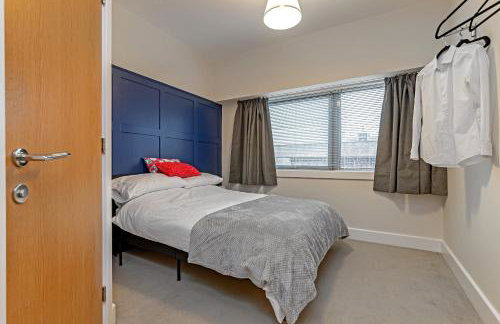 PRIME CITY CENTRE MK STAY, Stylish Spacious Apartment, AIR CONDITIONG, Two bathrooms, FREE GATED ALLOCATED PARKING & Lift access - Foto 19