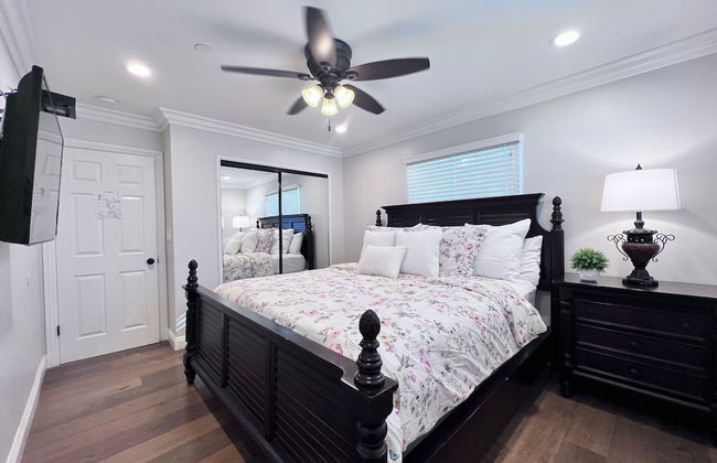 Swanky 5 bedroom 4.5 bath home (3 Master Suites) - Foto 5