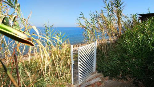 BOUTIQUE VILLA con accesso privato alla spiaggia - Foto 2