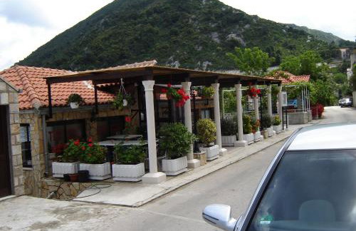 Apartments "Villa Mungos" Sobra - Foto 16