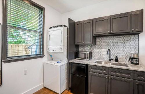 HTX Ultra Studio Suite #3 - Photo 4