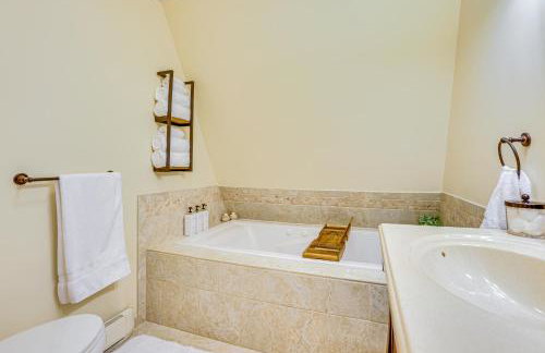 Hike, Ski and Raft Terra Alta Cabin with Large Deck - Foto 19