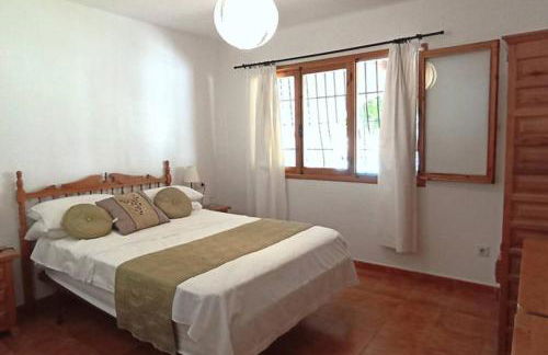 Sunny seaside retreat Campello - Photo 17