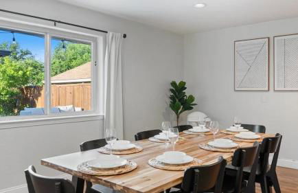 5BR Family Oasis with Pool and Game Room - Foto 55