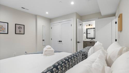 Central 2-BR City Sanctuary - Commuter-Friendly - Foto 3