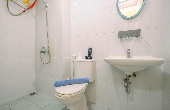 Nice And Cozy Studio Apartment At Patraland Urbano - Photo 8