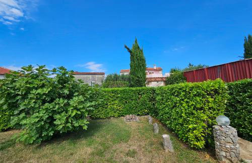 Villa Kate, with a private swimming pool and garden - Foto 61