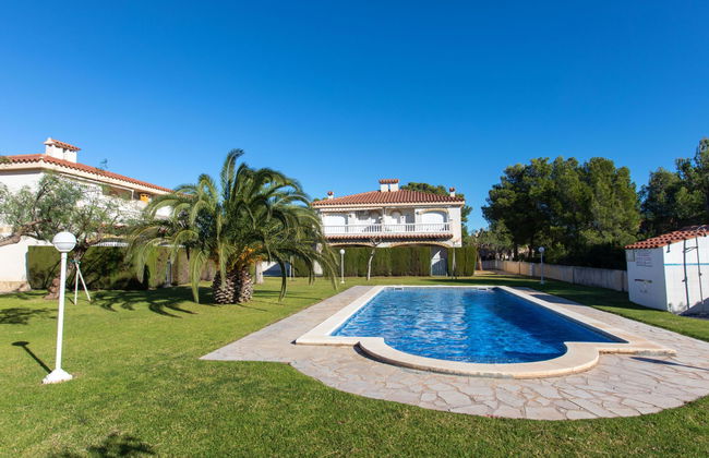 Residencial Eurosol de los Monteros - Foto 1