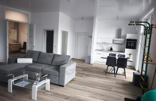 Moderne Ferienwohnung in ruhiger Lage mit Fitnessgeräte - Foto 4