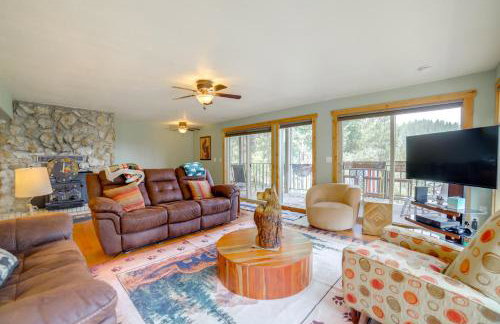 Mtn-View Oasis with Pool Access in Garden Valley - Foto 6