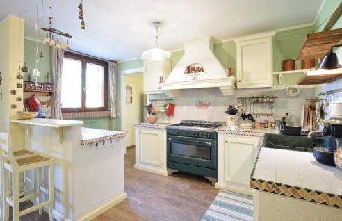 Cozy Home In Pozzol Groppo With Wifi - Foto 6