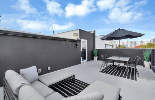 The Suite Spot! Downtown Skyline Views! Sleeps 12 - Foto 16