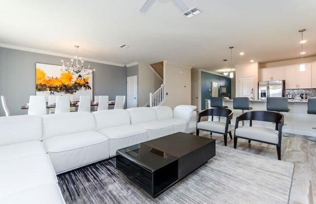 Ultimate 9bed 5Ba Champions Gate - Photo 15