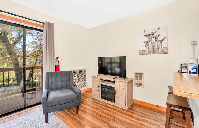 Cozy Corner Yosemite Studio Close to it All! - Foto 11