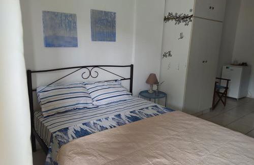 Eleni Karouti rooms for rent - Foto 4