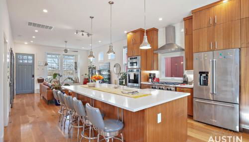 Impressive East Austin Gem Home That Has it All - Foto 3
