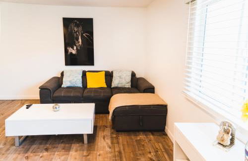 Chic Large 1 Bedroom Apartment in Koreatown with Dining Area Free Gated Parking - Foto 17