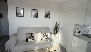 Apartamento Florkin vacacional acogedor recién reformado con vistas al mar - Photo 2