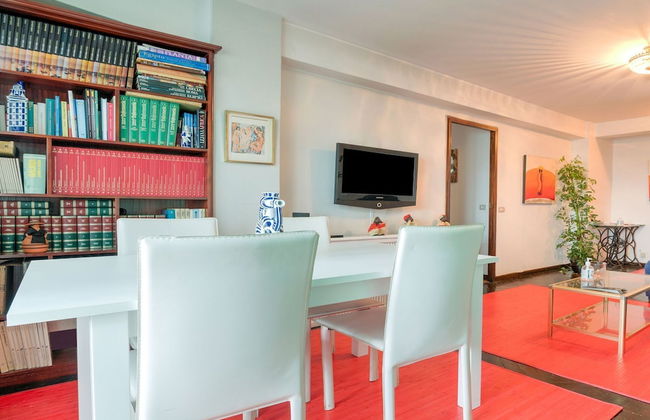 Snug Apartment in Santiago de Compostela With Terrace - Photo 6