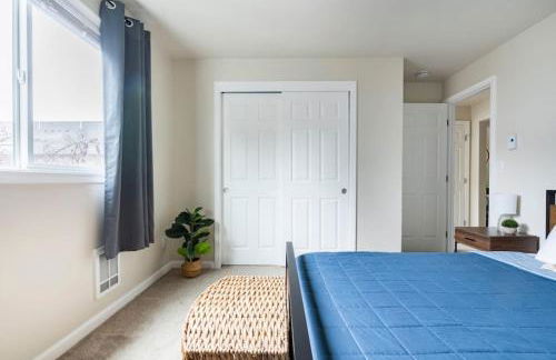 Spacious Kenmore Apartment- King Bed, Queen Bed, Fast Wifi - Foto 11