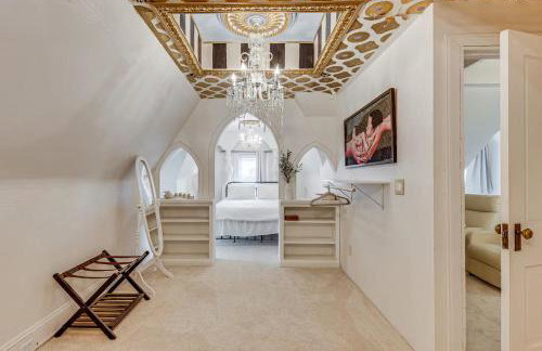 A Retreat in an Historic Estate with Modern Comforts - Foto 32