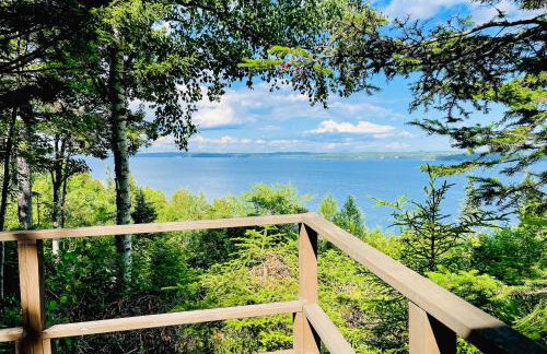 Lake-View Escape! Easy Access to Camden and Belfast - Foto 2