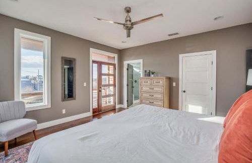 Jack Daniels House with Rooftop Golf, City views! 8min to Whiskey Row! Sleeps 10! - Foto 39