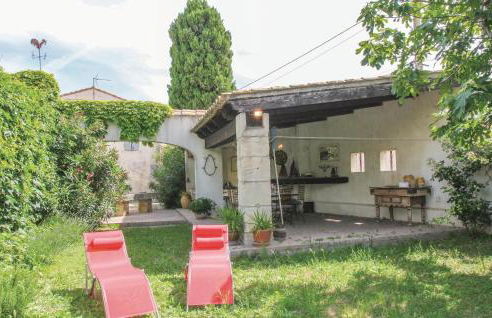 2 Bedroom Beautiful Home In Bellegarde - Foto 4