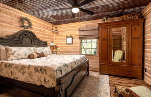 Magical Treehouse with Slide by Brazos River for Family Glamping Adventures in Texas - Foto 19