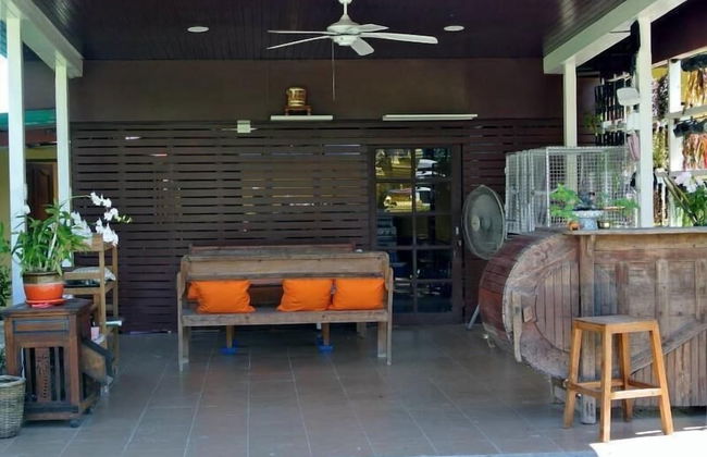 Tharnrarin Villa Suphan Buri - Photo 61