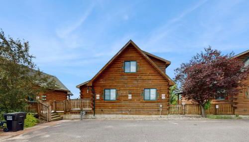 Adventure Basecamp! Three Bears Resort Retreat - Foto 1