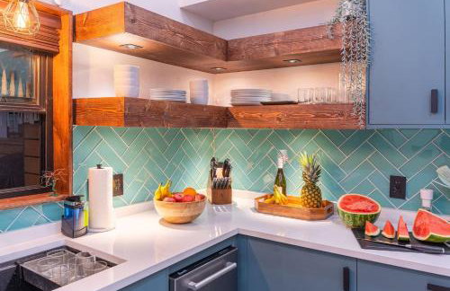 Artisan Oasis-hot Tub Fire Pit 8bd Whole House - Photo 19