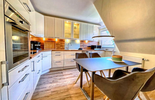 Idyllically Located, Comfortably Furnished and Renovated Holiday Apartment - Foto 35