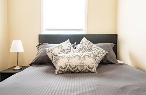 Lovely 3BR Homewith free parking-WALK to WP Gate - Foto 1