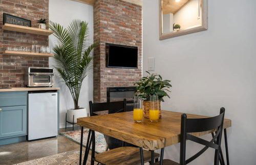 Petit Paradis Studio with hot tub - Photo 13