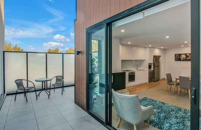 Roden Residences - Photo 19