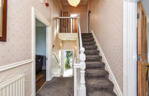 Traditional 3-Bed Property in Pontcanna with Parking - Foto 37