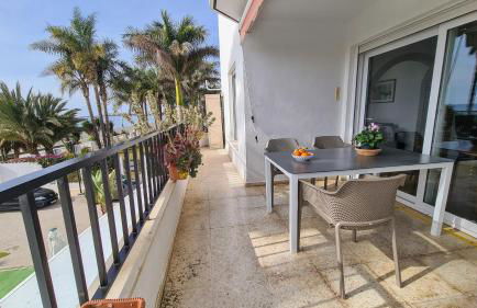 Beach panorama Caleta - Photo 3