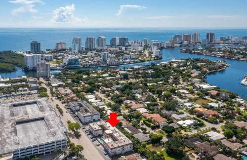 Intracoastal Oasis in a Prime Area w Pool and BBQ - Foto 19