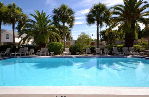 Madeira Place 303 1BD 2BA Retreat Near Johns - Photo 24